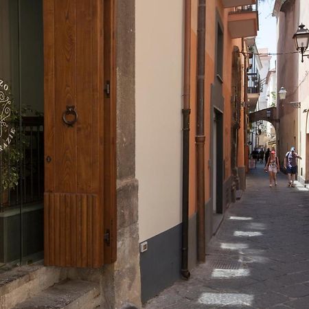 Palazzo Delle Grazie Panzió Sorrento Kültér fotó